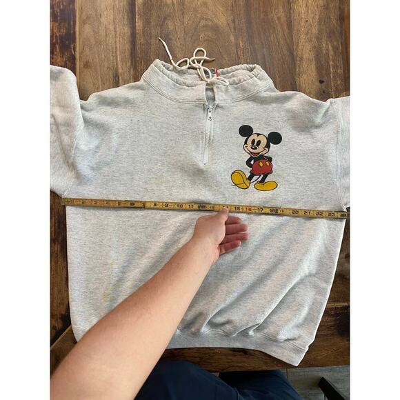 Disney Men's White Mickey Mouse Long Sleeves Half Zip Sweatshirt Size One Size - Picture 6 of 6